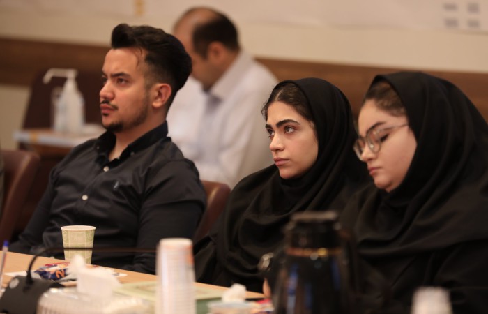 ارائه سخنرانی های توسط دانشجویان