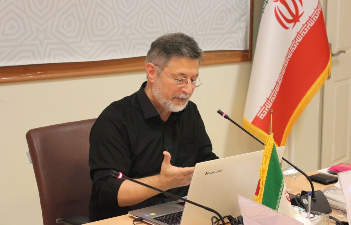 سیزدهمین نشست مبانی ایرانشناختی پیشرفت